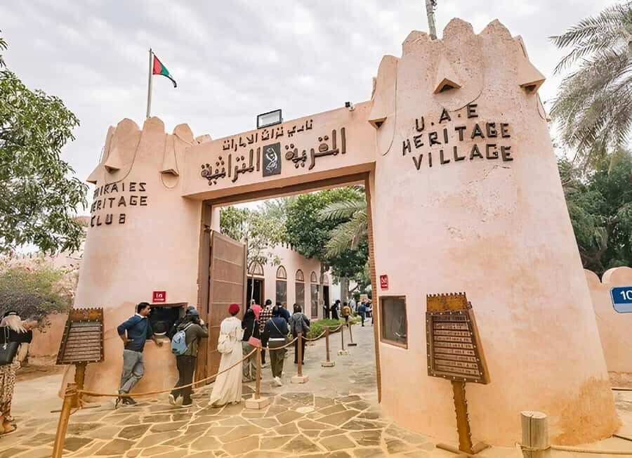 2-Day City Tour: Dubai & Abu Dhabi + Yacht Experience - Gold Souk and Spice Souk: Shopping Without Getting Lost