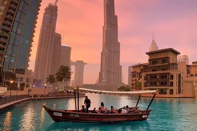 2 Days Private Dubai city tour with 6 attractions ticket - The private format: pickup, tickets, and your pacing