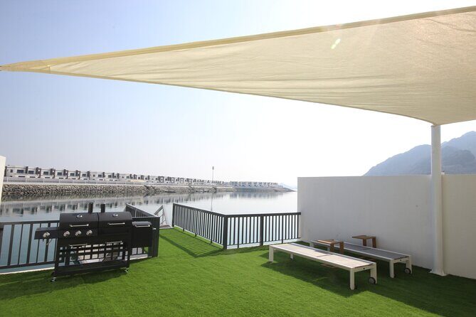 2 Dives for certified divers in Fujairah with BBQ lunch - Should you book this Fujairah two-tank day?