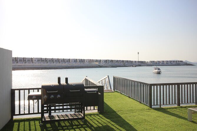 2 Dives for Certified Divers in Fujairah with lunch & transfer - Lunch and the small post-water perks that make the day feel finished