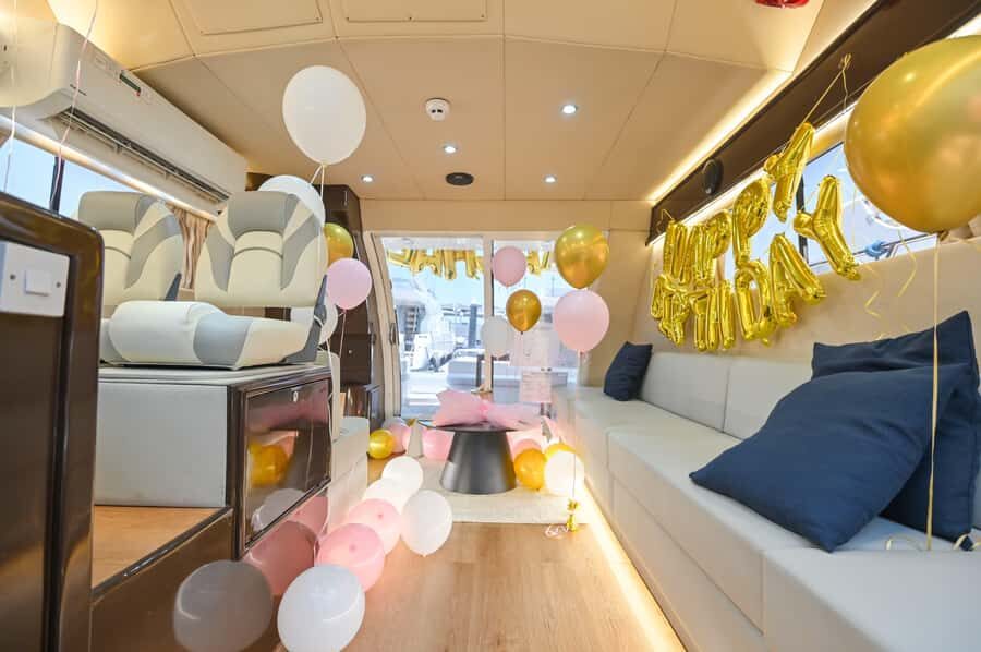 2 Hour Birthday Celebration on a Yacht in Dubai - Key things you’ll love