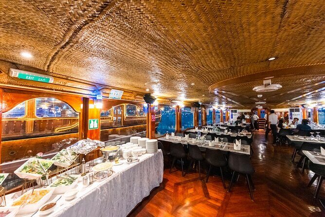 2-Hour Dubai Marina Dhow Dinner Cruise - Two Decks, Two Moods: Open Air vs Air-Conditioned Comfort