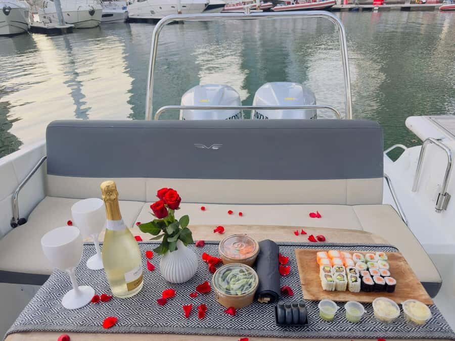 2-Hrs Private Romantic Sunset Cruise with Sushi and Drinks - Key highlights worth your time