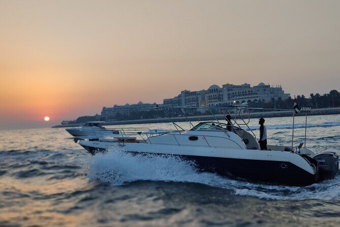 2Hours and 30Minute Private Boat Tour in Dubai - Boarding at Dubai Harbour Yacht Club: quick start, easy mood