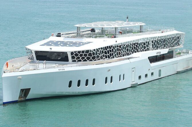 3-Hour Lotus Mega Yacht Dinner Cruise Dubai with Transfers - Palm Jumeirah cruise: where the views get iconic fast