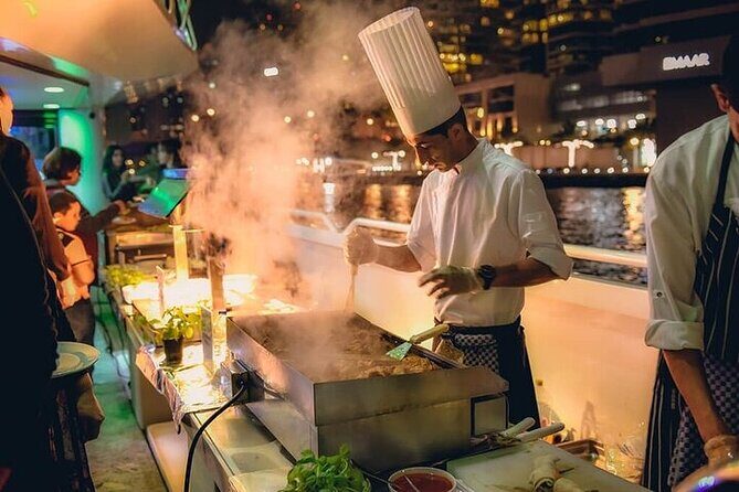3-Hour Lotus Mega Yacht Dinner Experience in Dubai Marina - The 3-Hour Flow: How the Evening Moves