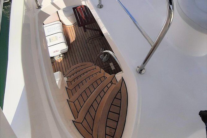 3-Hour Luxury Yacht Cruise from Dubai Marina - Lagoon Anchoring and Swimming: The Best Part to Time Right