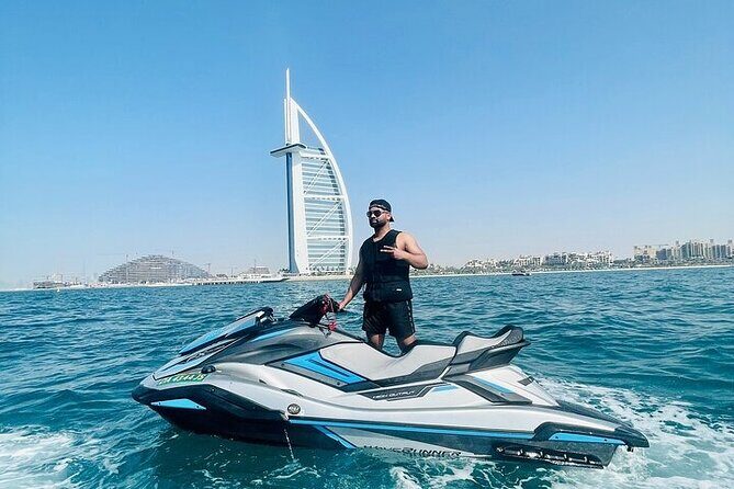 30 Minutes Jet Ski Private Ride In Dubai - Meeting in Jumeirah: Your Starting Point and How It Runs