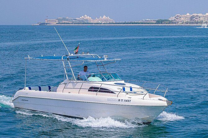 33Ft Private Yacht Rental On New Year's Eve 2025 - Getting Started: Dubai Harbour, Mobile Ticket, and a 9:00 pm Kickoff
