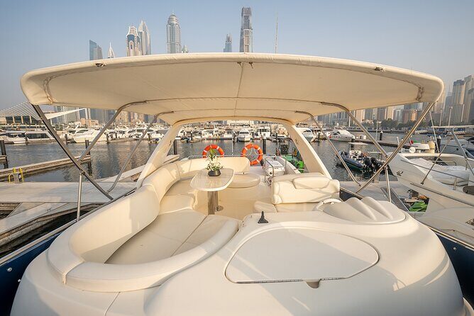 3hr Yacht- Palm Jumeirah with FREE Snacks and 30 Min Seabob - Seabob + Snacks: The Sweet Spot Between Relaxing and Action