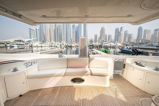 3hr Yacht- Palm Jumeirah with FREE Snacks and 30 Min Seabob - Timing, Meeting Point, and Getting There Without Stress