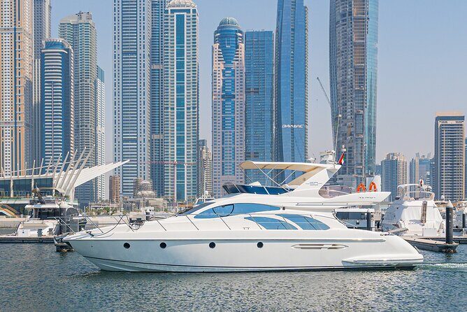 3hr Yacht- Palm Jumeirah with FREE Snacks and 30 Min Seabob - Live BBQ on a Yacht: Why It Makes the Trip Feel Complete