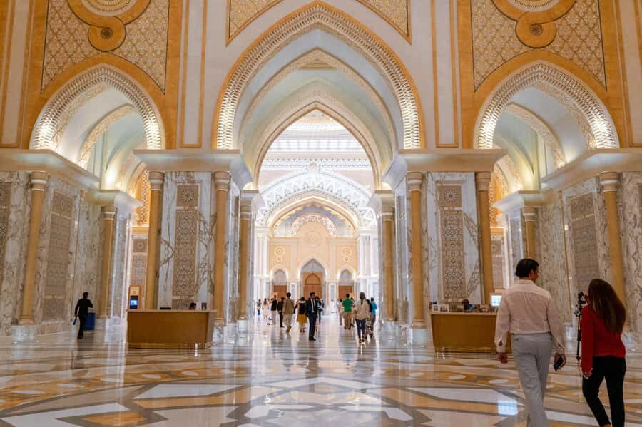 4-Day UAE Cultural Journey: Dubai, Abu Dhabi & Al Ain - Emirates BioFarm lunch to Al Marmoom domes: desert night done with style