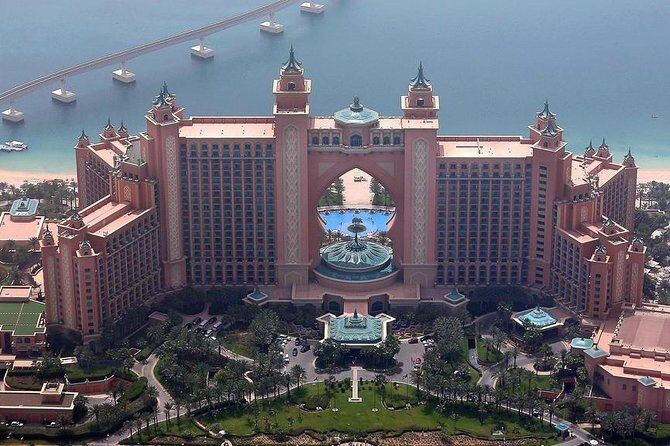 4 nights 5 days Dubai holiday package with 5 star hotel - Price and what you get for $710 per person
