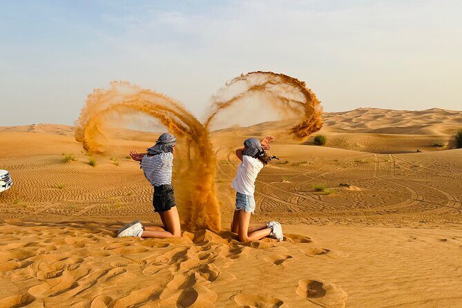 4x4 off-Road Desert Safari, Sandboarding, CamelRide, Veg & BBQ - Comfort Tips That Make the Day Easier