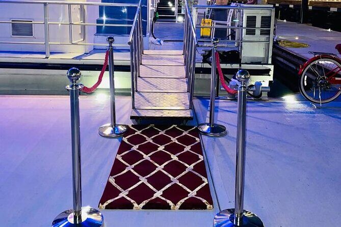 5 Star Luxury Catamaran Dinner Cruise in Dubai Marina - Price and Value: Is $55 a Good Deal for a 5-Star Evening?