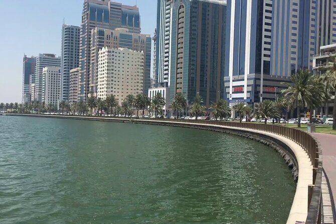 6 Emirates Tour from Dubai - Getting to the next emirate: AC private transport and tight timing