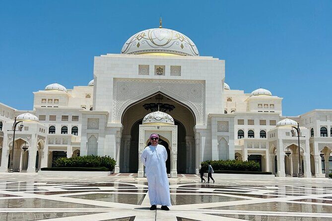 8 hours Abu Dhabi Grand Mosque and Qasar Al Watan Palace Tour - Entering Sheikh Zayed Grand Mosque: Ticket-Free Entry and Dress-Code Rules