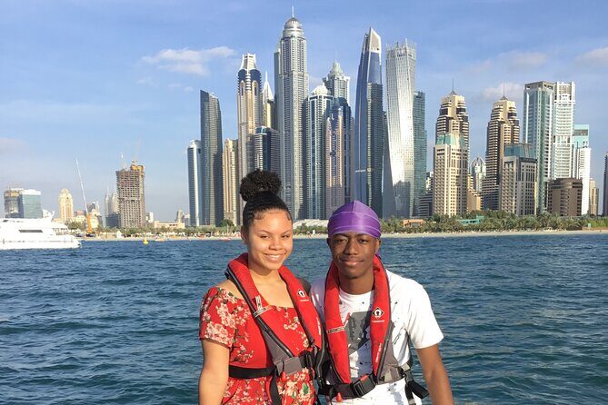 90-Min Speed Boat: Burj Al Arab, Atlantis, Ain Dubai & Ice Cream! - What’s included on board: comfort items that make a short tour feel smoother