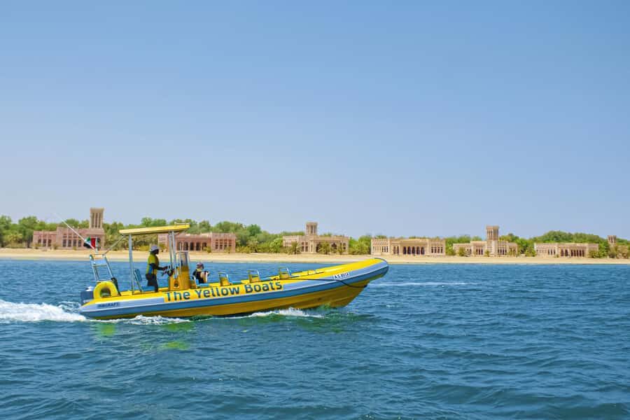 Abu Dhabi: 45 Minutes Yas Island Sightseeing Speedboat Tour - Price and Value: What $40 Buys in Real Time
