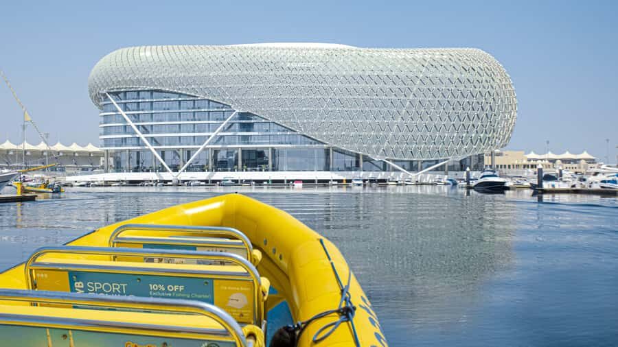 Abu Dhabi: 45 Minutes Yas Island Sightseeing Speedboat Tour - Getting to The Yellow Boats at Yas Bay Waterfront