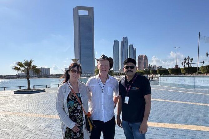 Abu Dhabi Airport Stopover, Transit or Layover Tour - Emirates Palace, Etihad Towers, and the skyline rhythm