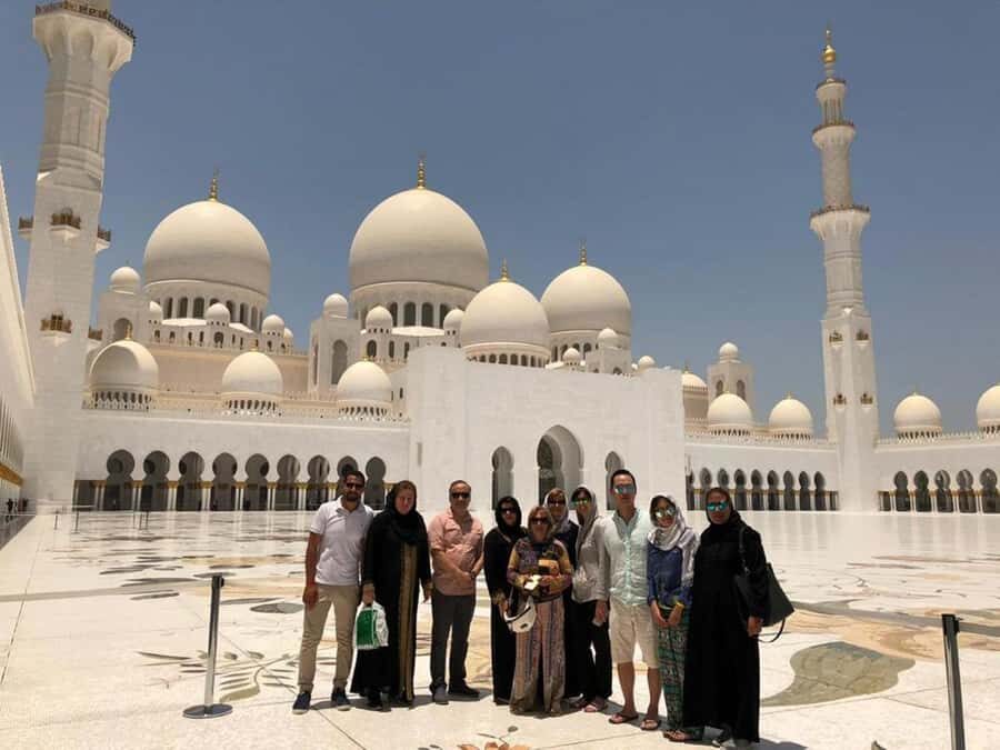 Abu Dhabi City Essentials: Half-Day Tour - Dates Market Time: Shopping, Culture, and the Value Question