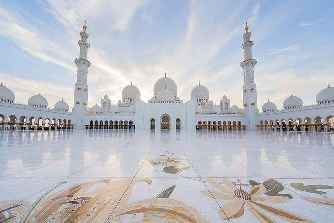 Abu Dhabi City Full Day Sightseeing Tour From Dubai - Emirates Palace, Presidential Palace, and the Islamic Art Museum stop