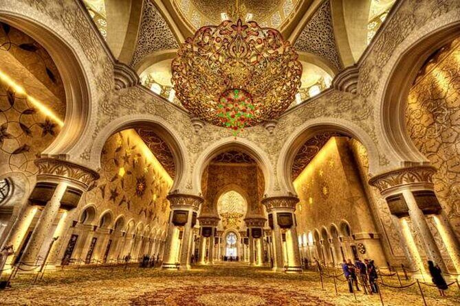 Abu Dhabi City, Sheikh Zayed Mosque & Ferrari World Tour with Transfers - Sheikh Zayed Grand Mosque: dress code and crowd reality