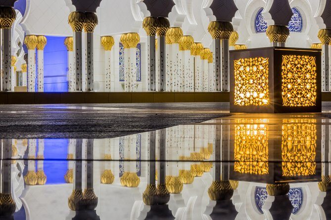 Abu Dhabi City Tour and Desert Safari - Sheikh Zayed Grand Mosque: carpets, chandeliers, and photo-friendly courtyards