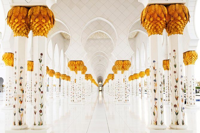 Abu Dhabi city tour & desert safari from Dubai - Lahbab Desert Safari: Dune Bashing, Sandboarding, and the Evening Show