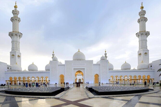 Abu Dhabi City Tour From Dubai With Hotel Pickup - Saadiyat Island and the modern side of Abu Dhabi