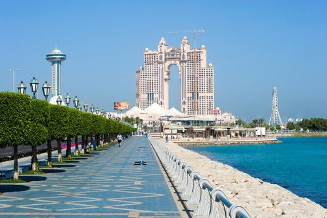 Abu Dhabi City Tour Full Day with Private Car up to 6 PAX - Abu Dhabi Corniche Beach: your low-pressure picture and stroll break