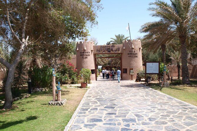 Abu Dhabi City Tour Full Day with Private Car up to 6 PAX - What you’ll actually experience: drive-by views plus structured stops