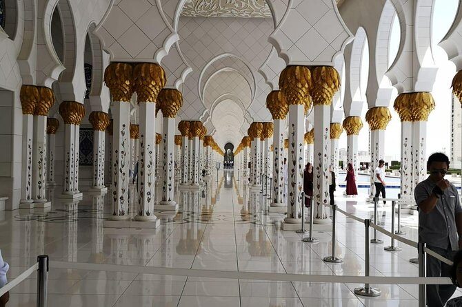 Abu Dhabi City Tour (Grand Mosque & Qasr Al Watan) - Price and included tickets: why $75 can make sense