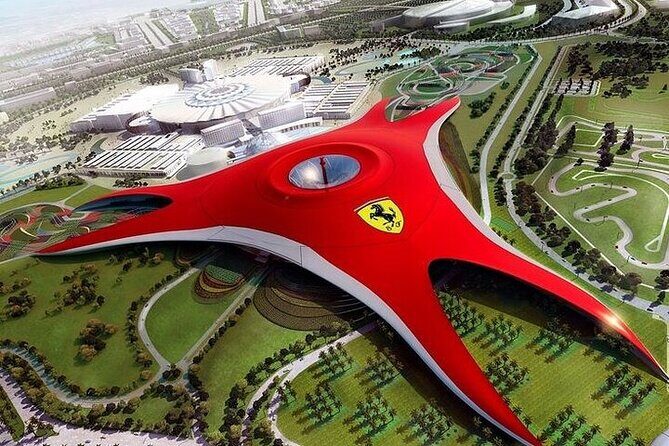 Abu Dhabi City Tour with Ferrari World Tickets - Marina Mall lunch break: you get the space, not the meal