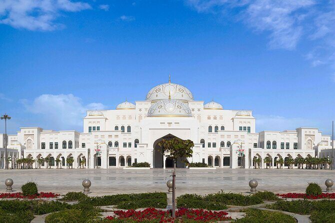 Abu Dhabi City Tour with Grand Mosque, BAPS Temple - Dates Market and Marina Mall lunch: practical Abu Dhabi snacks