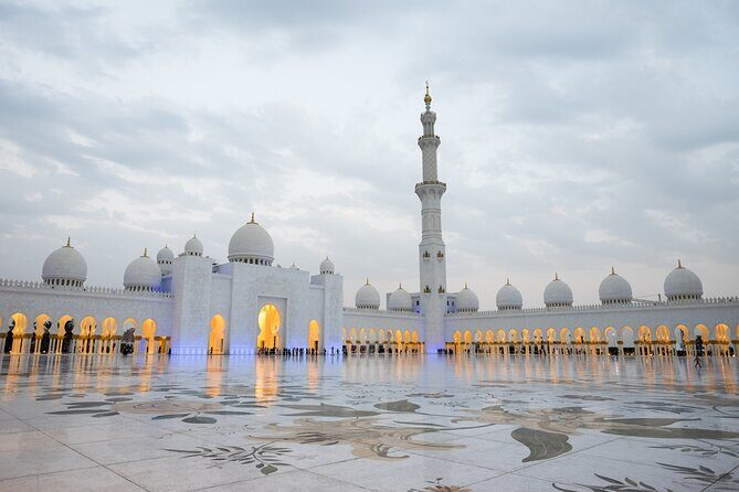 Abu Dhabi City Tour with Grand Mosque, BAPS Temple - Emirates Palace Mandarin Oriental: a luxury break that’s actually free