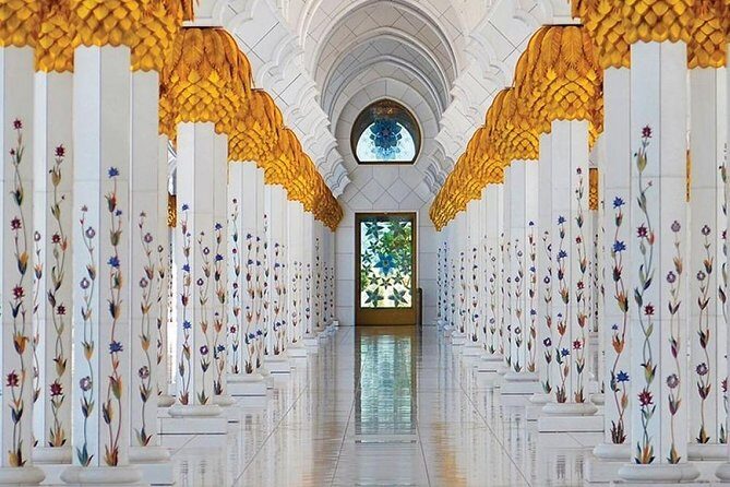 Abu Dhabi City Tour with Grand Mosque Including Transfers - Stop 2: Abu Dhabi Dates Market (30 minutes, admission included)