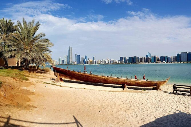 Abu Dhabi City Tour with Louvre Museum from Dubai Small Group - Marina Mall stop: shopping and lunch on your schedule