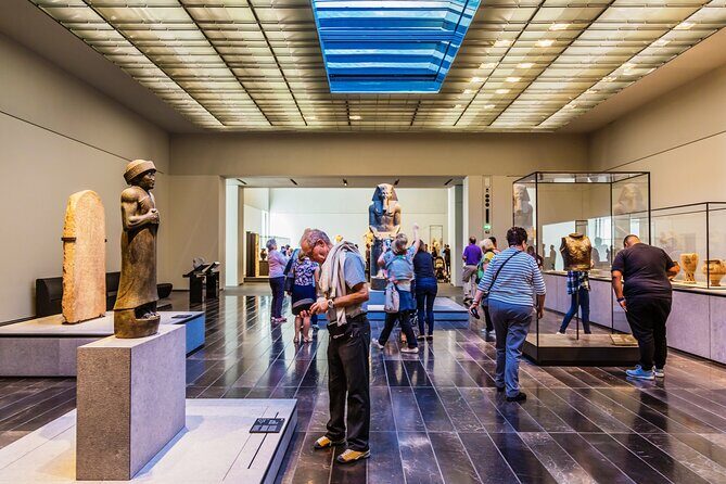 Abu Dhabi City Tour with Louvre Museum With Free shuttle Transfer - Group size and timing: how busy days can affect your experience