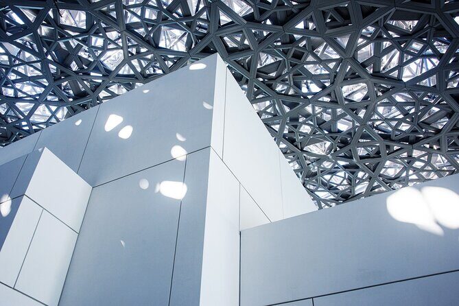 Abu Dhabi City Tour with Louvre Museum With Free shuttle Transfer - Guide quality can make or break the day