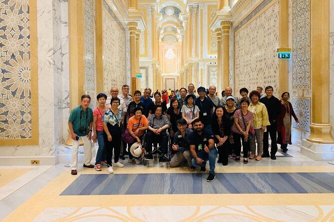 Abu Dhabi City Tour With Presidential Palace Entrance - Guided Tour - Dates and Carpet Market Browsing: Short, Useful Shopping Time