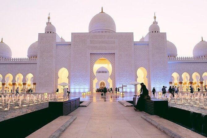 Abu Dhabi City Tour with Private Car - Qasr Al Watan and Louvre Abu Dhabi: choose based on your style