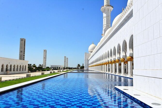 Abu Dhabi City Tour With Shaikh Zayed Grand Mosque. - Dates Market, Louvre Abu Dhabi, and the Ferrari World photo stop