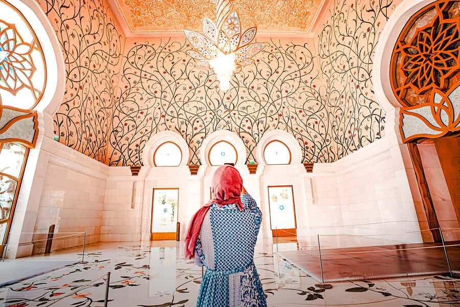 Abu Dhabi: City Tour with Sheikh Zayed Grand Mosque and More - Why this Abu Dhabi highlights tour works so well in 4–5 hours