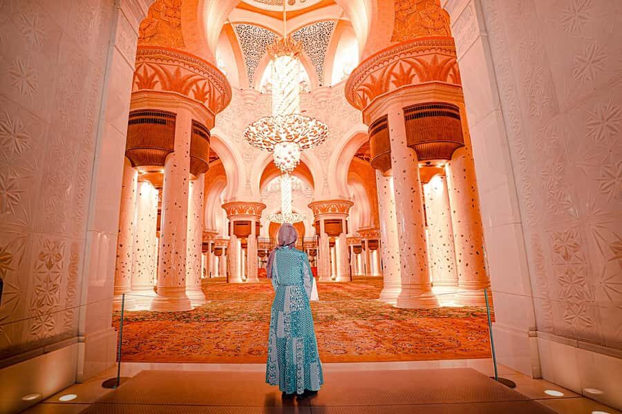 Abu Dhabi: City Tour with Sheikh Zayed Grand Mosque and More - Founder’s Memorial in a short window: how to get the most from 20 minutes