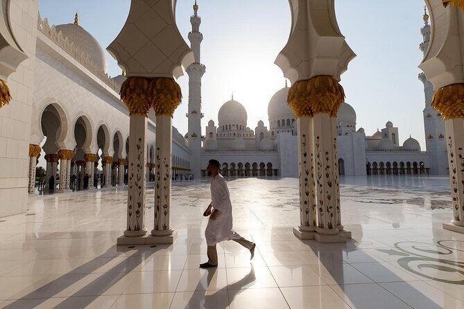 Abu Dhabi City Tour With Visit To Grand Mosque - Key moments to look forward to