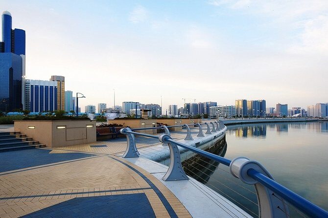Abu Dhabi City Tour with Warner Bros. Park - Key things worth knowing before you go
