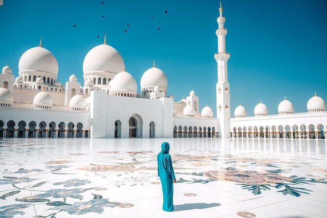 Abu Dhabi Day Tour with Qasr al Watan - Sheikh Zayed Grand Mosque Center: big architecture, clear priorities